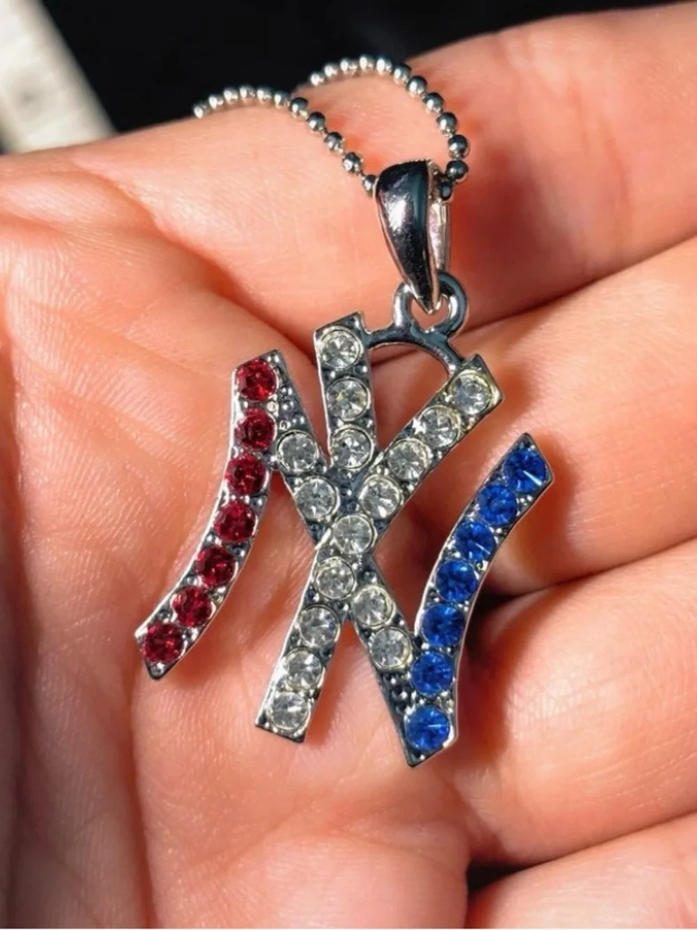 NY Yankees Rhinestone Pendant Necklace UNISEX